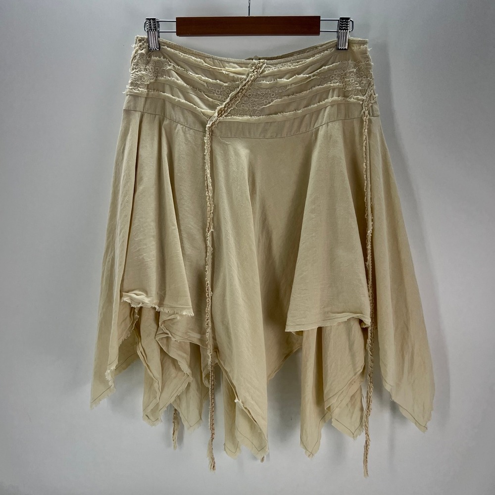 SOHO Womens Size 2 Beige Cotton Lace Handkerchief Hem Boho Fairy Skirt